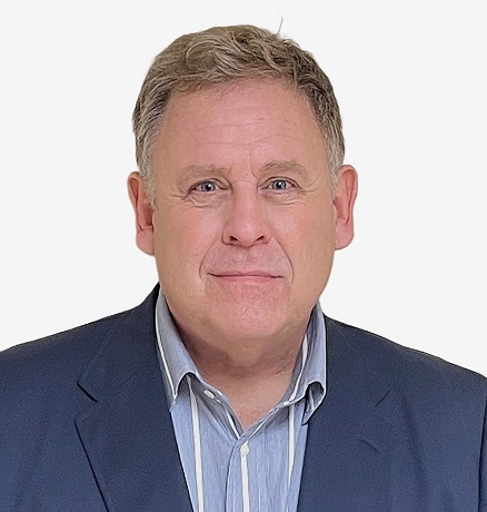 01.IMG_2393_Informal_Headshot_Schultz_Updated_09-11-2025